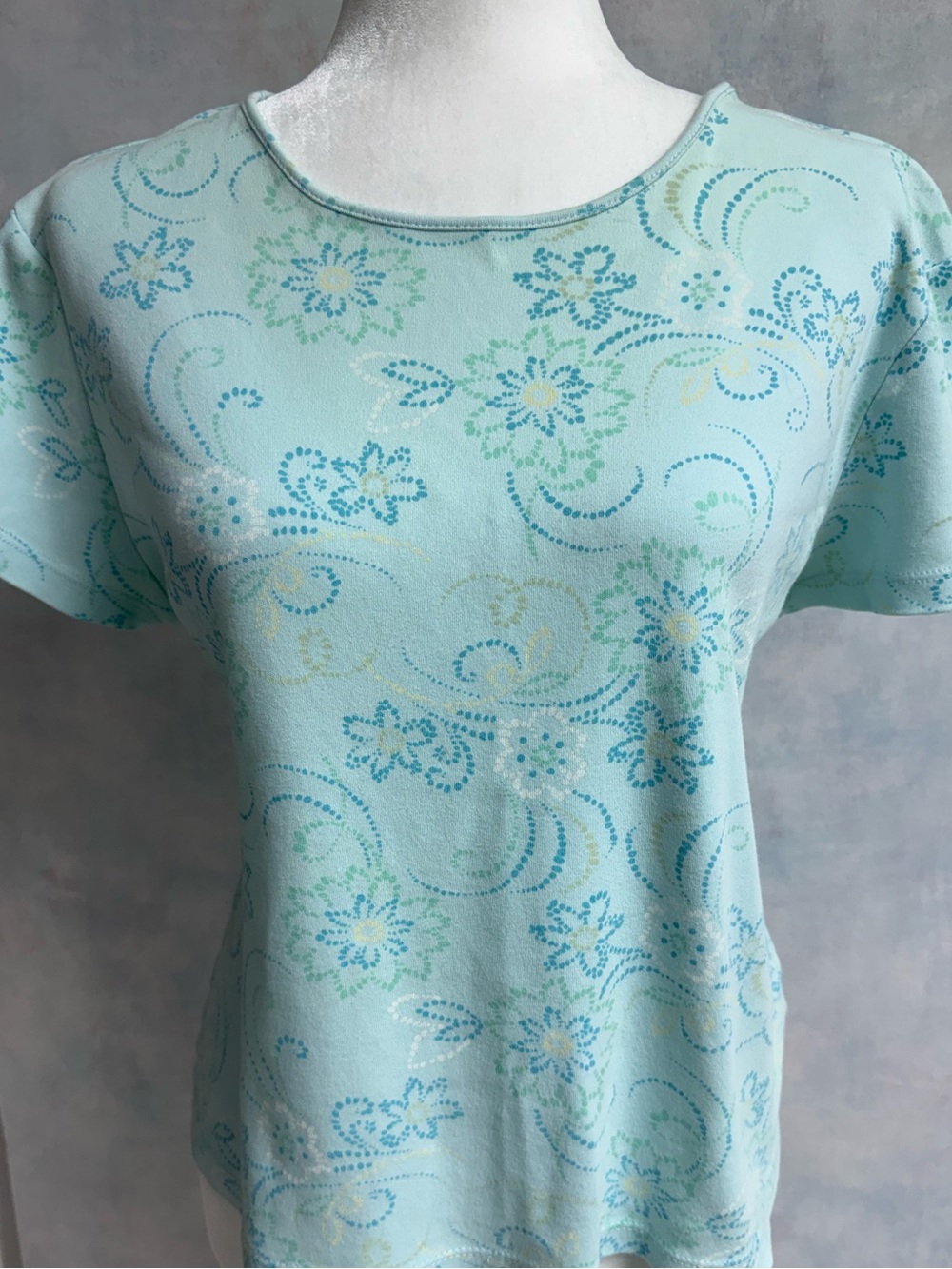 2 Pack - Croft & Barrow -Like New-100% Pima Cotton Short Sleeve Tees, Light Blue - Picture 5 of 13